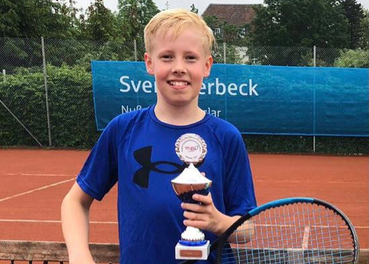 Great Performances this week with 3 Trophies