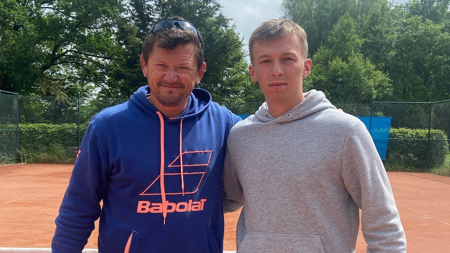 Join us in welcoming Michał Osomański as a new young coach at the academy!