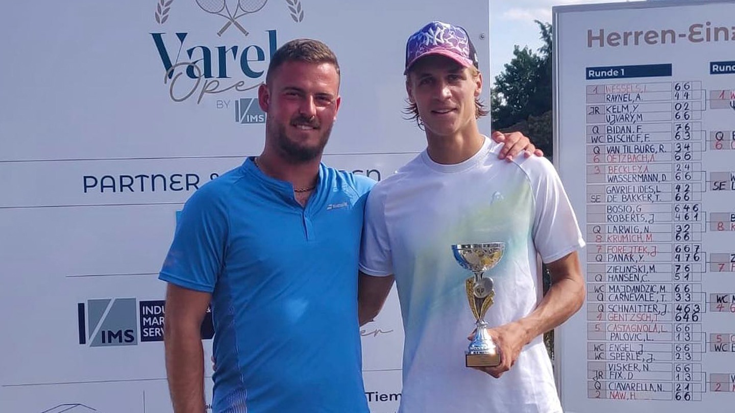 Jonas Forejtek wins the M15 Future in Buschhausen with 6:3 6:4 against the German Louis Wessels!