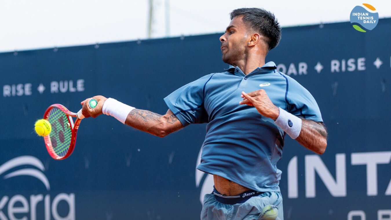 Tennisspieler Sumit Nagal aus Indien beim ATP 75 Challenger in Târgu Mureș, Rumänien.