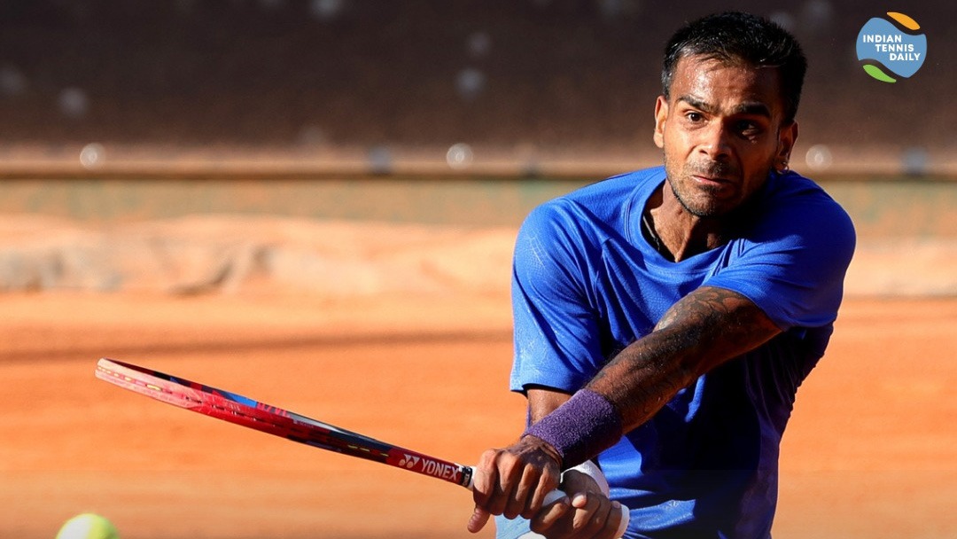 Tennisspieler Sumit Nagal aus Indien beim ATP 75 Challenger in Târgu Mureș, Rumänien.